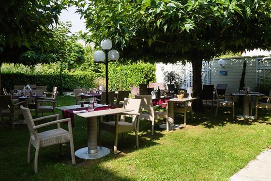 Logis Hotel Grangier Saint-Sozy エクステリア 写真