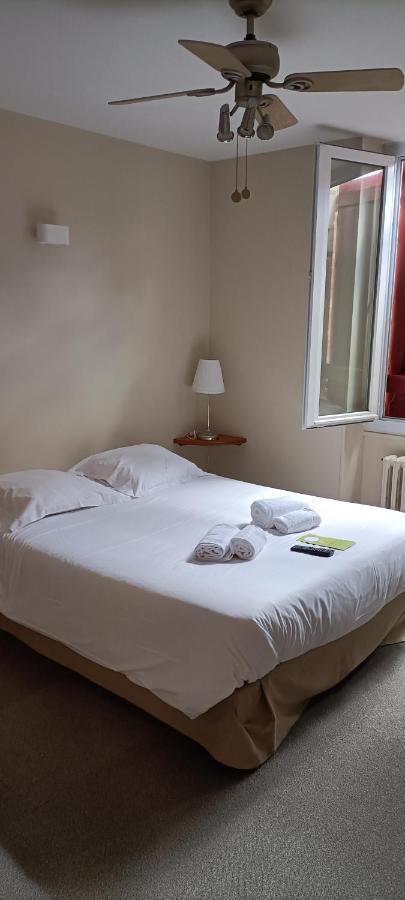 Logis Hotel Grangier Saint-Sozy エクステリア 写真
